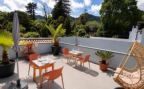 Victória Guest House